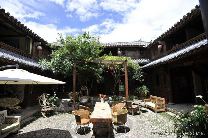 Blossom Hill Inn - Neverland Lijiang  Exterior photo